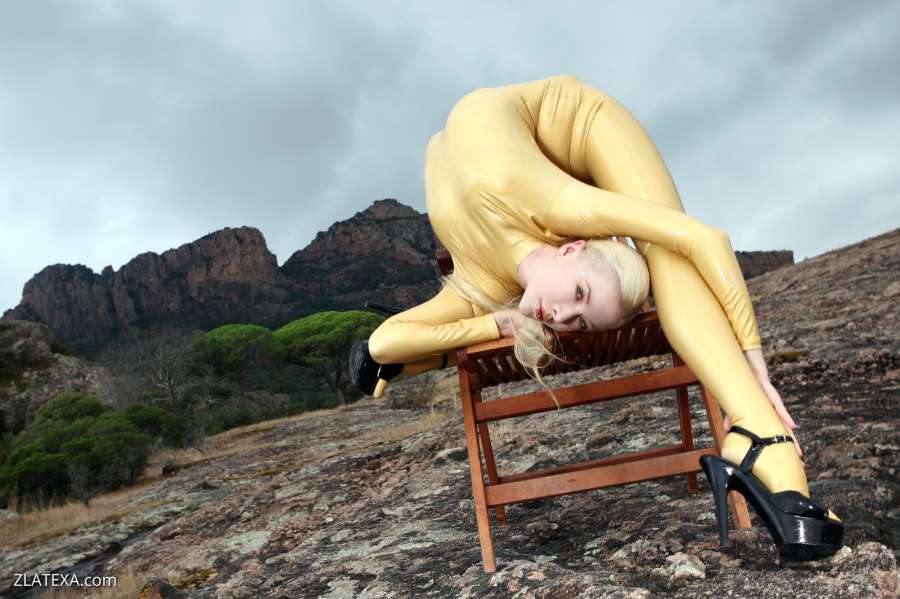 2022.10-12��ͼƬ��Ա��zlatexר���Ѹ���